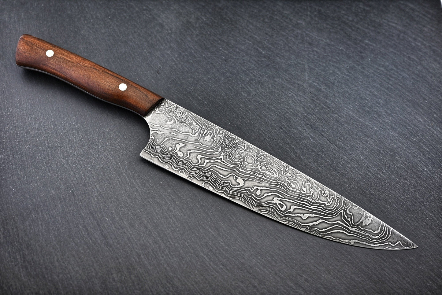 Paschinger 22 cm Damastkochmesser: Wilder-Damastklinge mit Holzgriff, gebogene Schneide