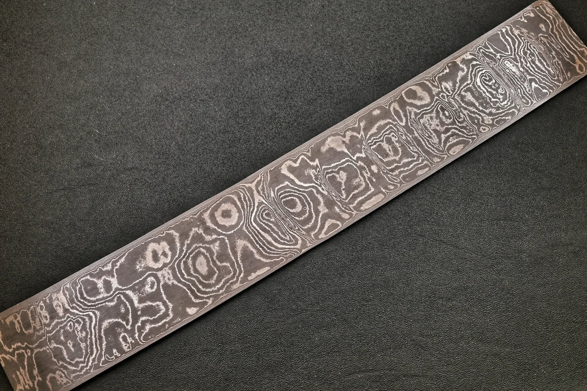 Damastplatte wild 120 Lagen 360×52×2,2 mm, geätztes Damastmuster in voller Länge