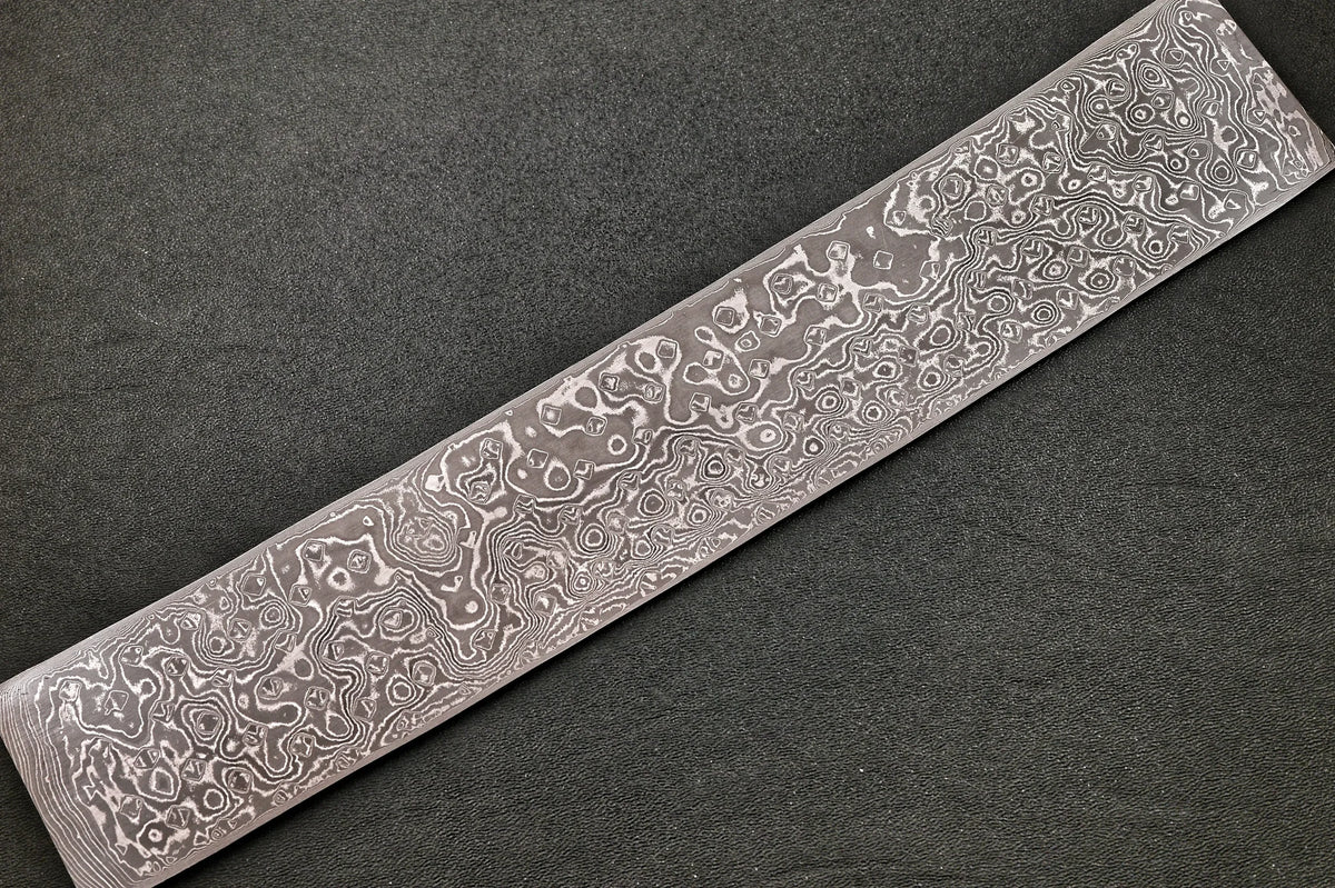 Damastplatte wild 120 Lagen 305×52×2,3 mm, geätztes Damastmuster in voller Länge