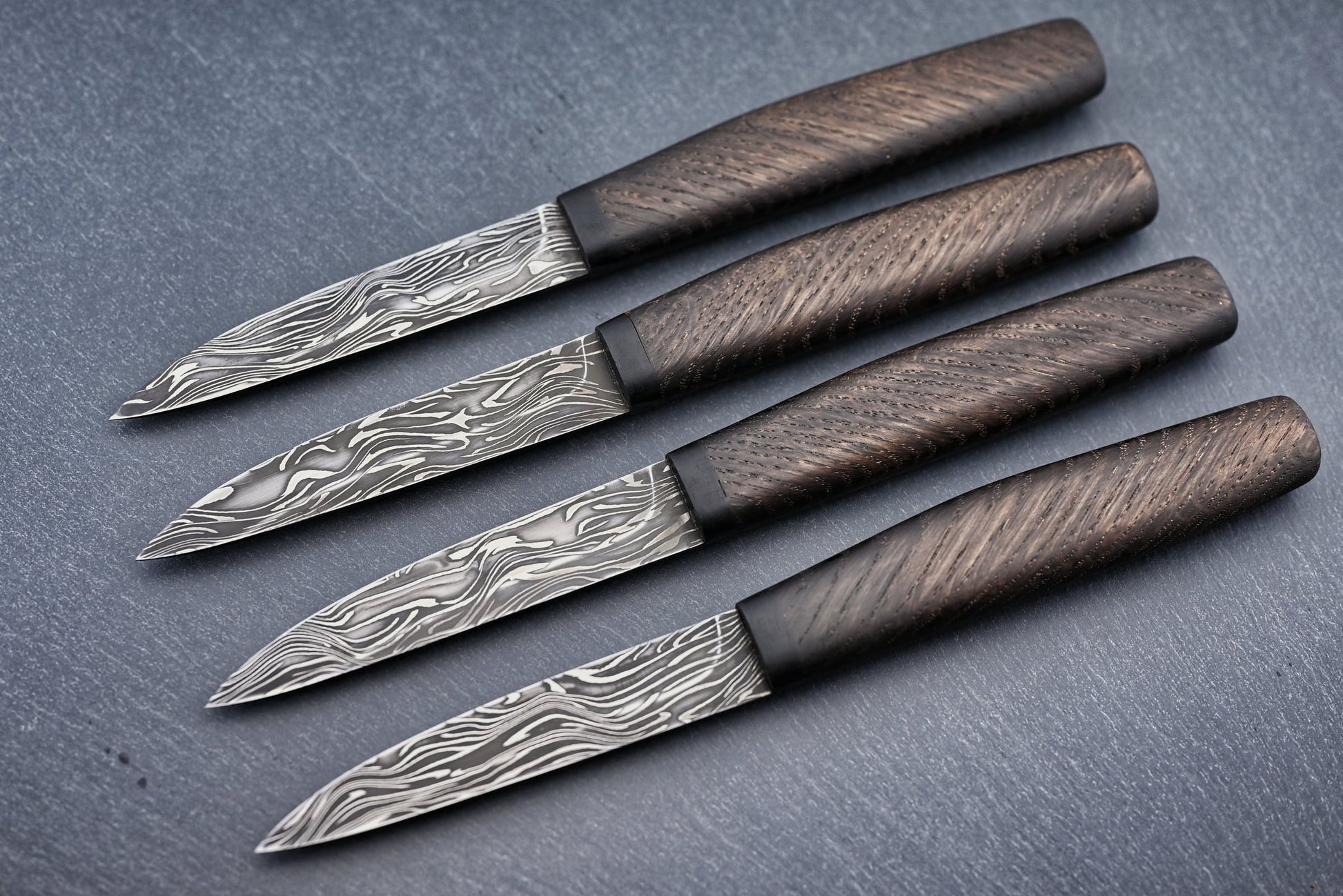 Damast-Steakmesser-Set (Torsionsdamast): 4 Damastklingen mit Holzgriffen